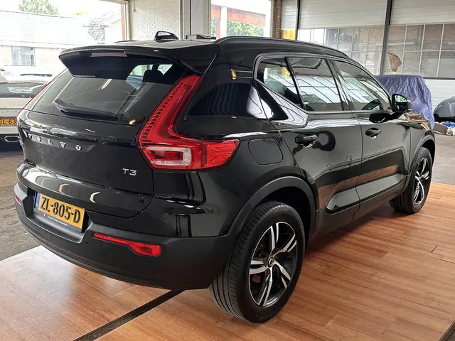 Volvo XC40 1.5 T3 2019 Benzine 16