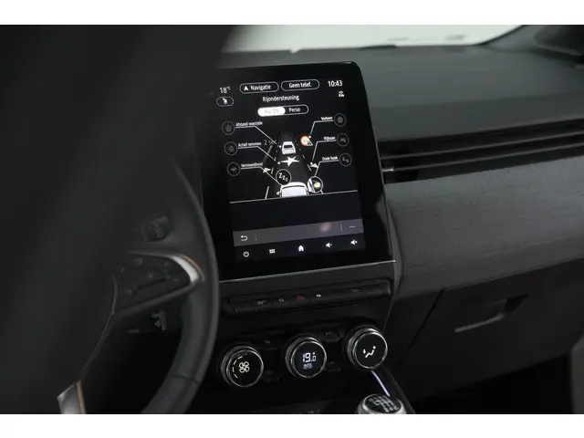 Renault Clio 1.0 TCe 90 GPF techno 2025 Benzine 56