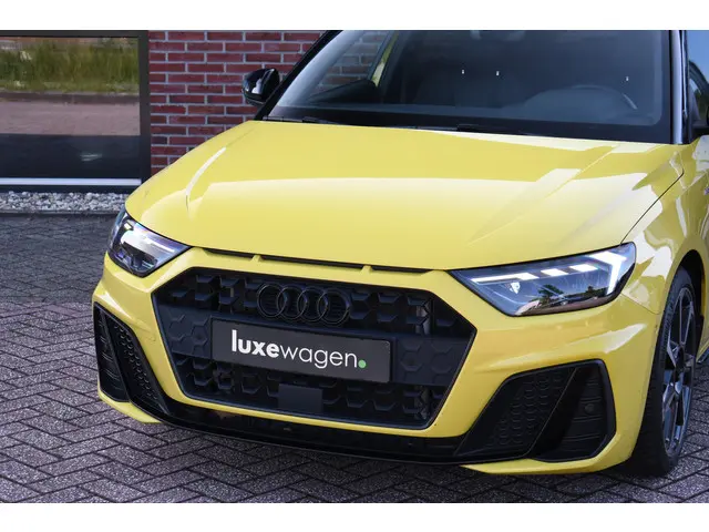 Audi A1 Sportback 30 TFSI S-Edition 2019 Benzine 61