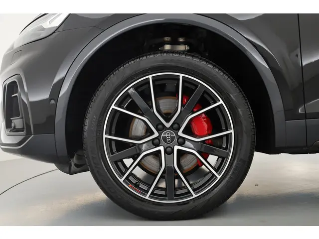 Audi Q5 55 TFSI e S Edition 2021 Hybride Benzine 44