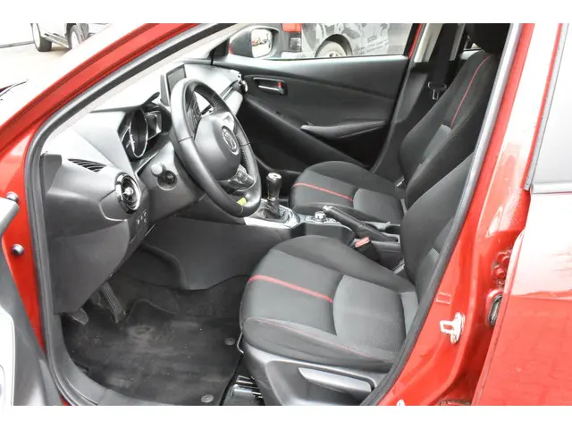 Mazda 2 1.5 Skyactiv-G GT-M 2015 Benzine 14