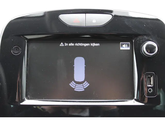 Renault Clio TCe 90 Limited 2019 Benzine 18