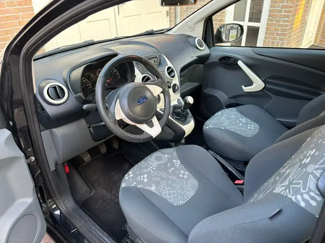 Ford Ka 1.2 Cool & Sound start/stop 2012 Benzine 6