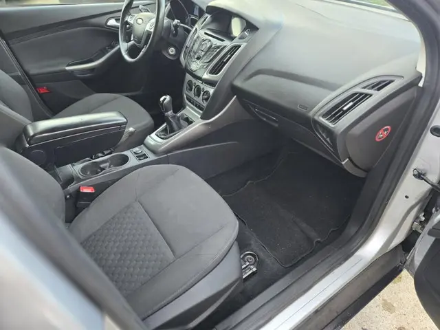 Ford Focus Wagon 1.0 EcoBoost Edition 2014 Benzine 26