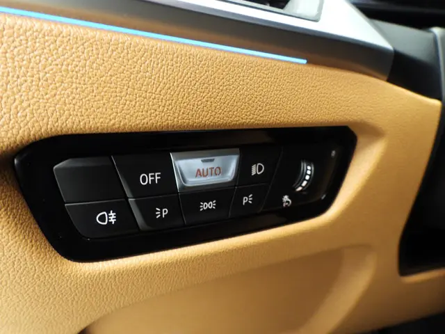 BMW 3 Serie Touring 330e 2024 Hybride Benzine 22