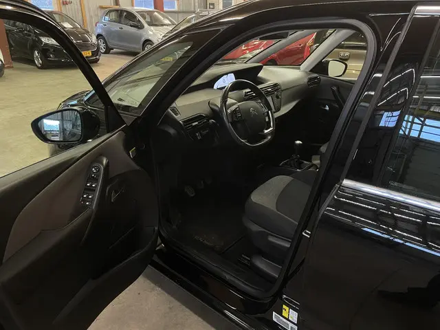 Citroën C4 Picasso 1.2 PureTech Selection 2017 Benzine 7
