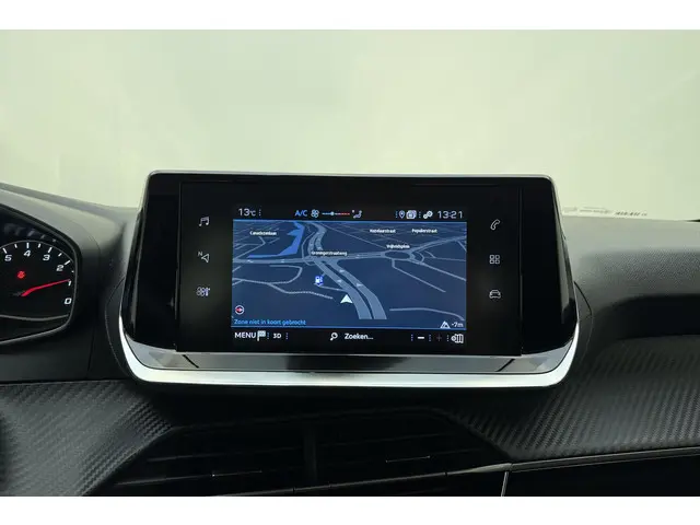 Peugeot 208 1.2 PureTech Active 2023 Benzine 18