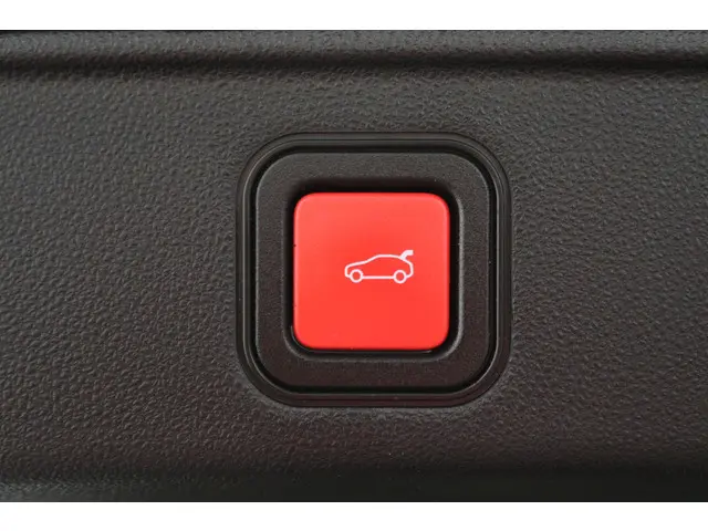 Fiat 600 1.2 Hybrid La Prima 2025 Hybride Benzine 16