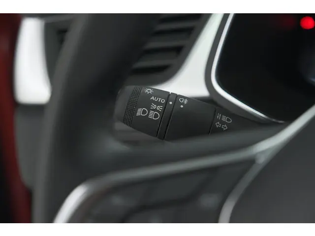Renault Captur TCe 90 Techno 2024 Benzine 32