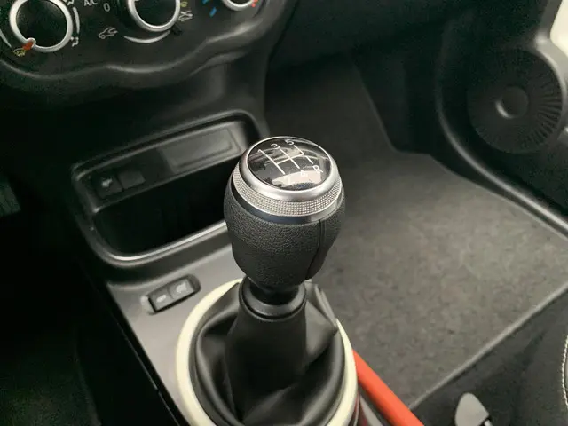 Renault Twingo 1.0 SCe Collection 2020 Benzine 17