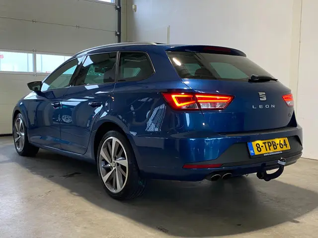 SEAT Leon ST 1.8 TSI Automaat - FR - Vol Opties 2014 Benzine 4