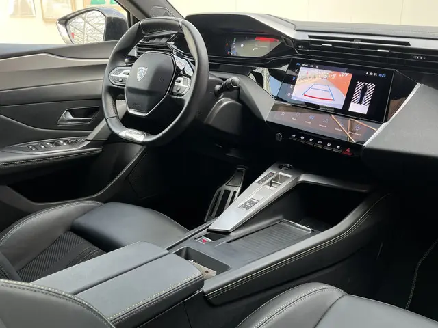 Peugeot 308 SW PureTech 130 GT EAT8 2024 Benzine 28