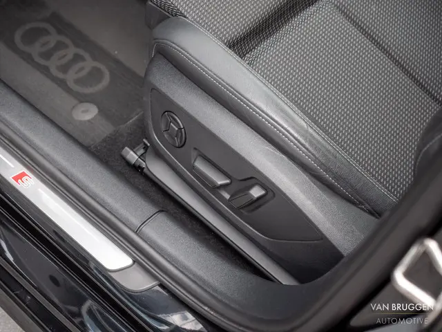 Audi A3 Limousine 35 TFSI S-Line 2022 Benzine 12