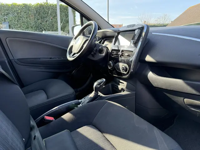 Renault ZOE R90 BOSE 41KWH 2018 Elektrisch 8