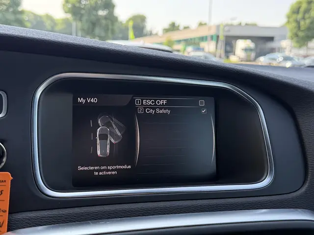 Volvo V40 2.0 D2 R-Design 2017 Diesel 22