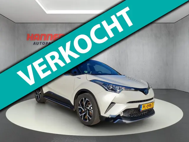 Toyota C-HR 1.8 Hybrid Bi-Tone 2017 Hybride Benzine