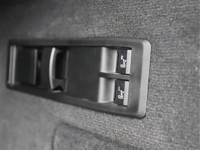 BMW iX xDrive40 High Executive 77 kWh 2021 Elektrisch 73