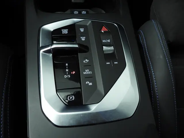 BMW 1 Serie 5-Deurs 120 2025 Benzine 16