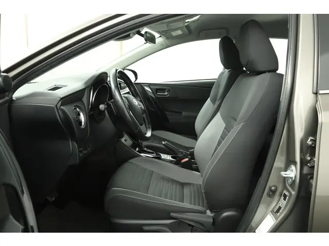 Toyota Auris 1.2T Aspiration 2017 Benzine 17