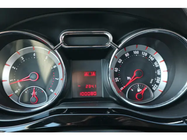 Opel ADAM 1.4 Glam 2013 Benzine 20