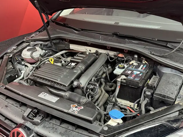 Volkswagen Golf 1.4 TSI Comfortline 2017 Benzine 12