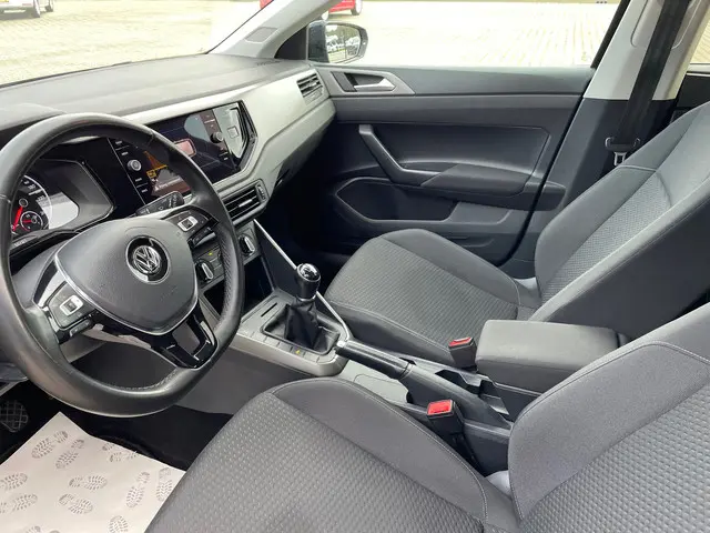 Volkswagen Polo 1.0 TSI Comfortline 2018 Benzine 13