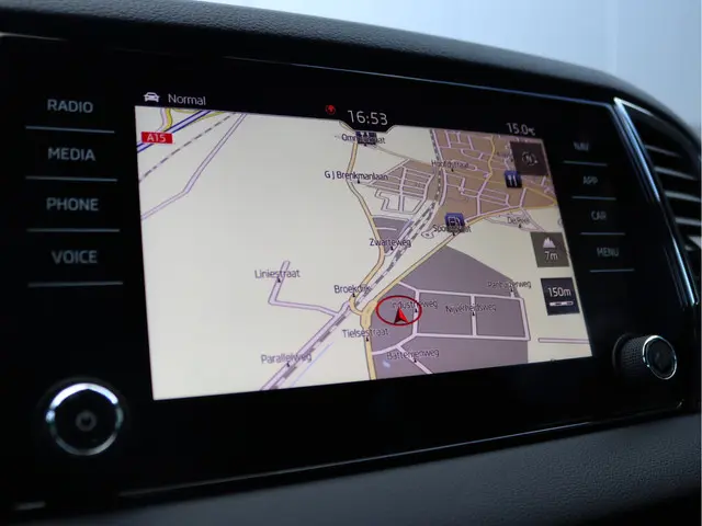 Škoda Karoq 1.5 TSI ACT Sportline 2019 Benzine 43