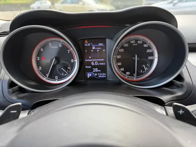 Suzuki Swift 1.0 Stijl 2018 Benzine 19