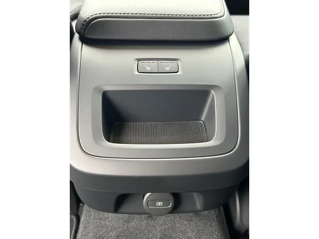 Volvo V60 Cross Country 2.0 B5 AWD Plus 2024 Benzine 9