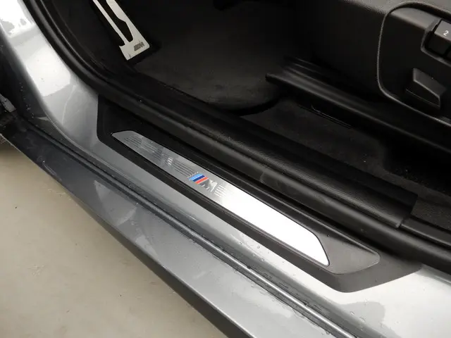 BMW X2 xDrive20i High Executive 2024 Benzine 35