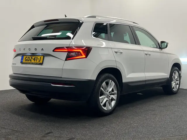 Škoda Karoq 1.0 TSI Business Edition 2019 Benzine 40