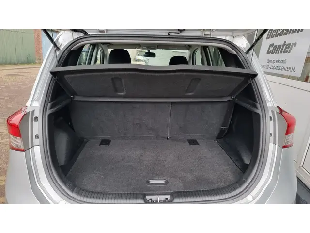 Hyundai ix20 1.4i i-Magine 2014 Benzine 17