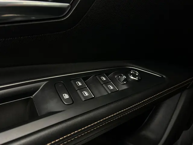 Peugeot 5008 1.2 PureTech GT-Line 2023 Benzine 22