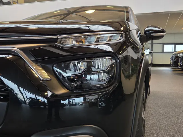 Citroën C3 1.2 PureTech C-Series / Carplay 2023 Benzine 9