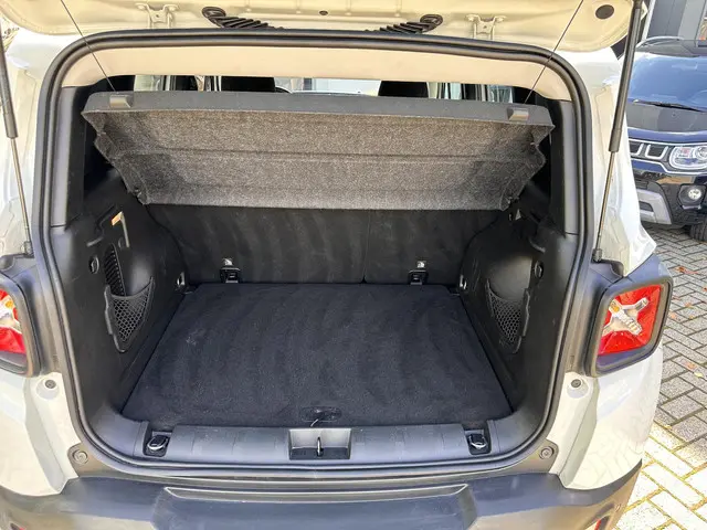 Jeep Renegade 1.4 MultiAir Longitude 2018 Benzine 10