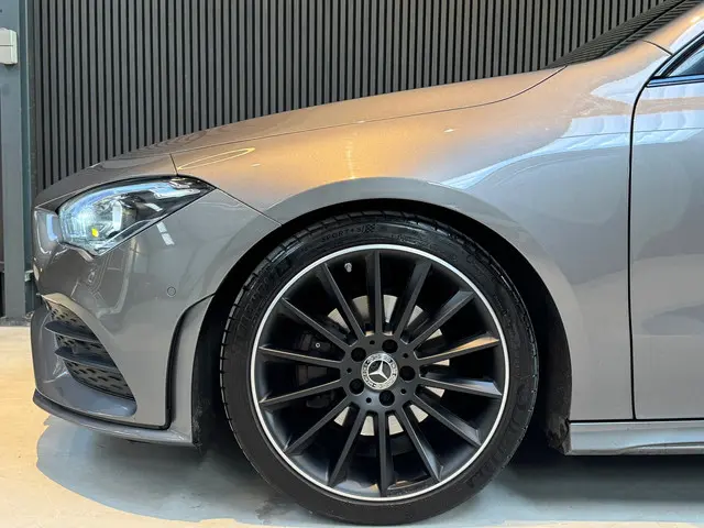 Mercedes-Benz CLA 180 AMG Camera Sfeer 2020 Benzine 10