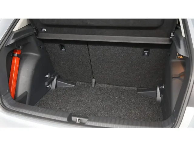 Škoda Fabia 1.0 TSI 115pk Selection DSG 2024 Benzine 37