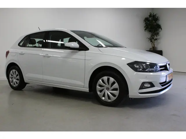 Volkswagen Polo 1.0 TSI Comfortline 2021 Benzine 2