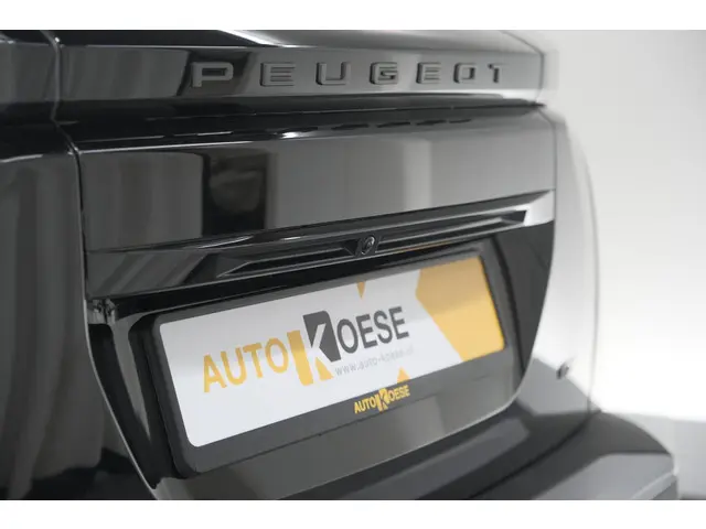 Peugeot 2008 PureTech 130 EAT8 GT 2024 Benzine 27