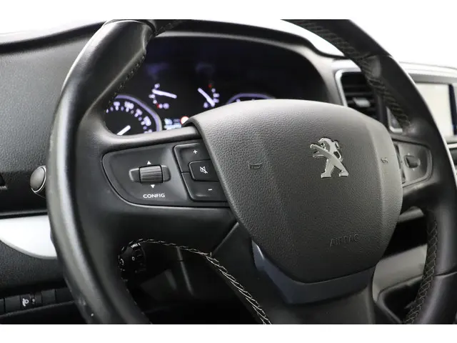 Peugeot Expert 2.0 BlueHDI Standard Sport 2021 Diesel 30