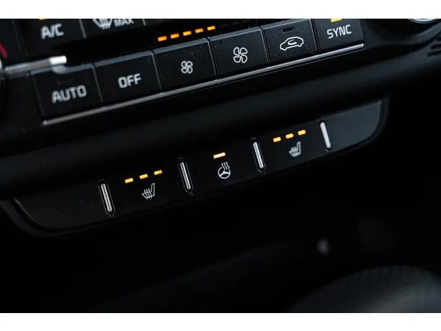 Kia ProCeed 1.5 T-GDi GT-Line 2024 Benzine 39