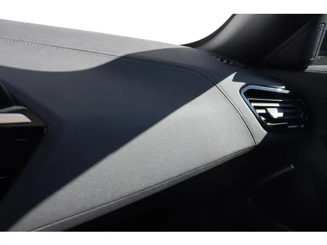 BMW Z4 Roadster M40i High Executive 2024 Benzine 27