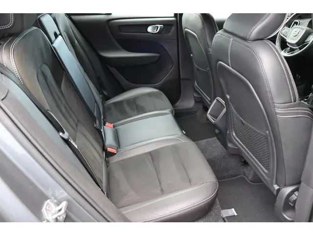 Volvo XC40 1.5 T3 R-Design 2019 Benzine 15