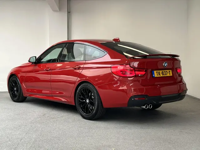 BMW 3 Serie Gran Turismo 320i GT M-Sport 2018 Benzine 9
