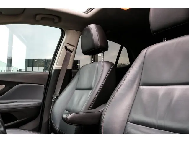 Opel Mokka 1.4 T Cosmo - PANO - TREKHAAK - VOL!!!!! 2016 Benzine 4