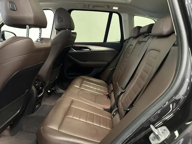 BMW X3 xDrive20i High Executive 2020 Benzine 8