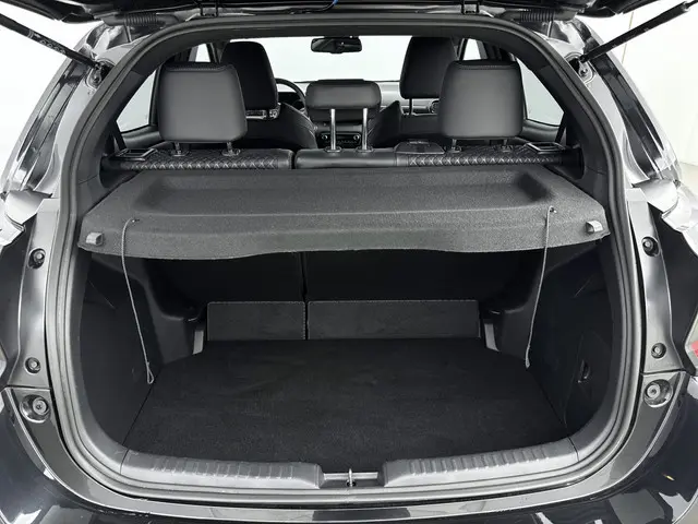 Toyota Yaris 1.5 Hybrid Executive 2023 Hybride Benzine 14