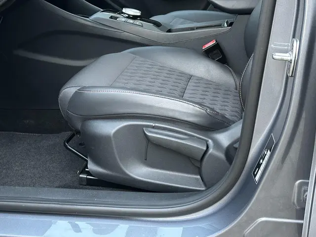 MG MG3 Hybrid+ 1.5 Hybrid+ Luxury 2024 Hybride Benzine 20