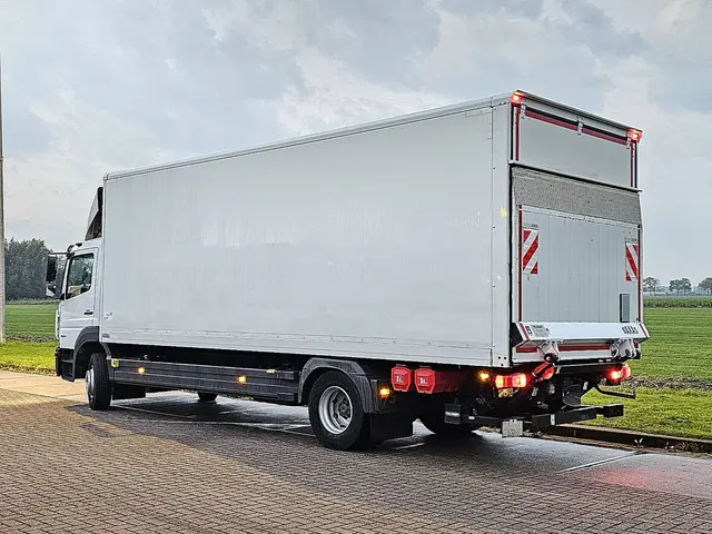 Mercedes-Benz Atego 1524 2021 Diesel 6
