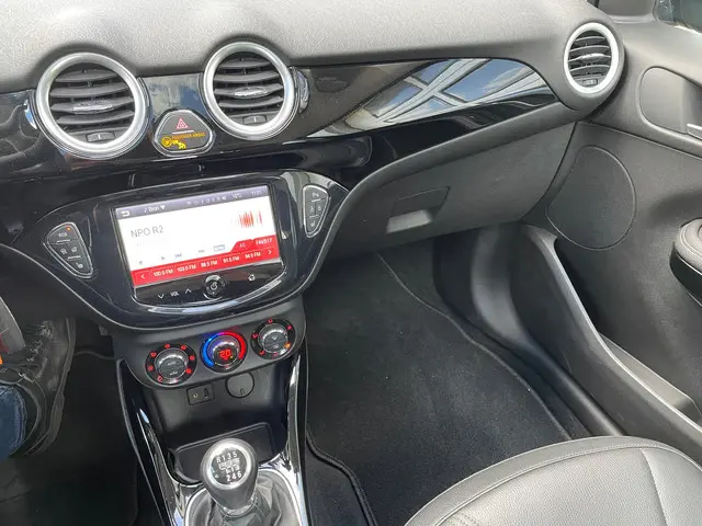 Opel ADAM 1.0 Turbo Rocks 2016 Benzine 9